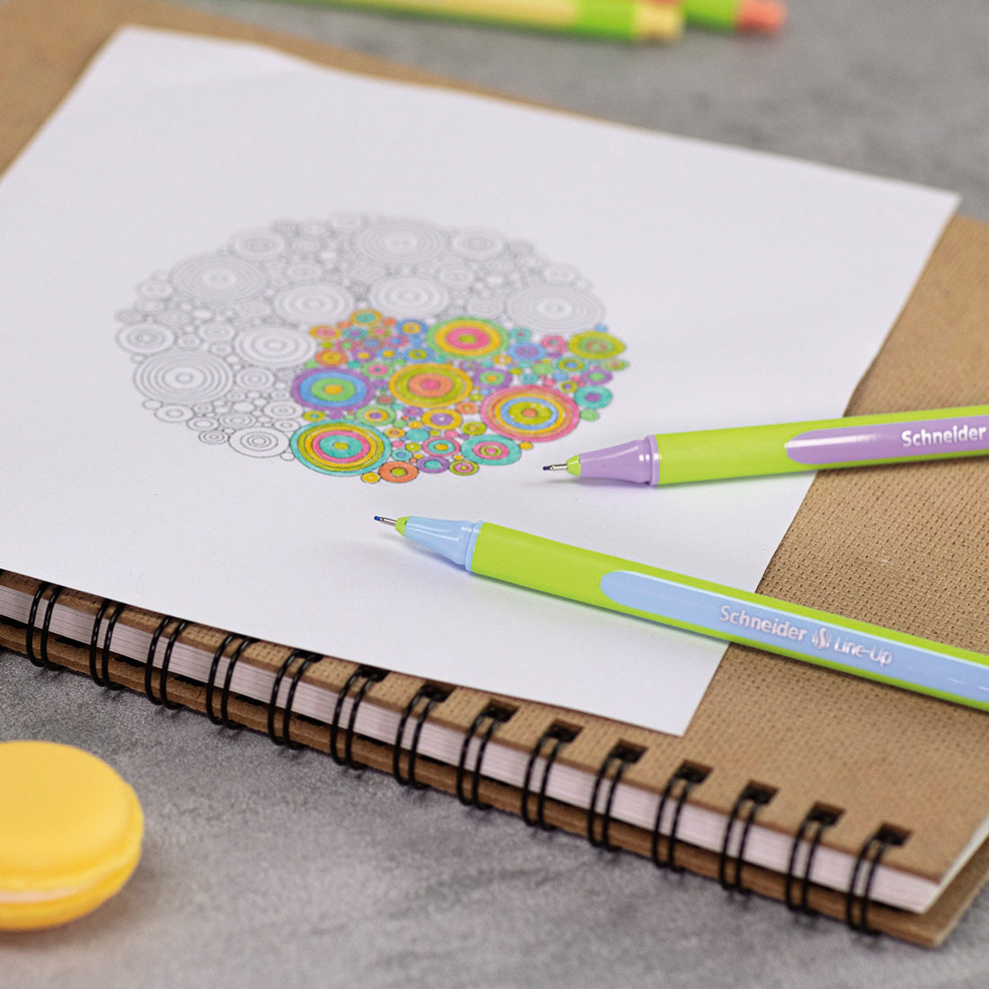 Line-Up Pastel Fineliners 0.4mm with Case stand, 8 pieces