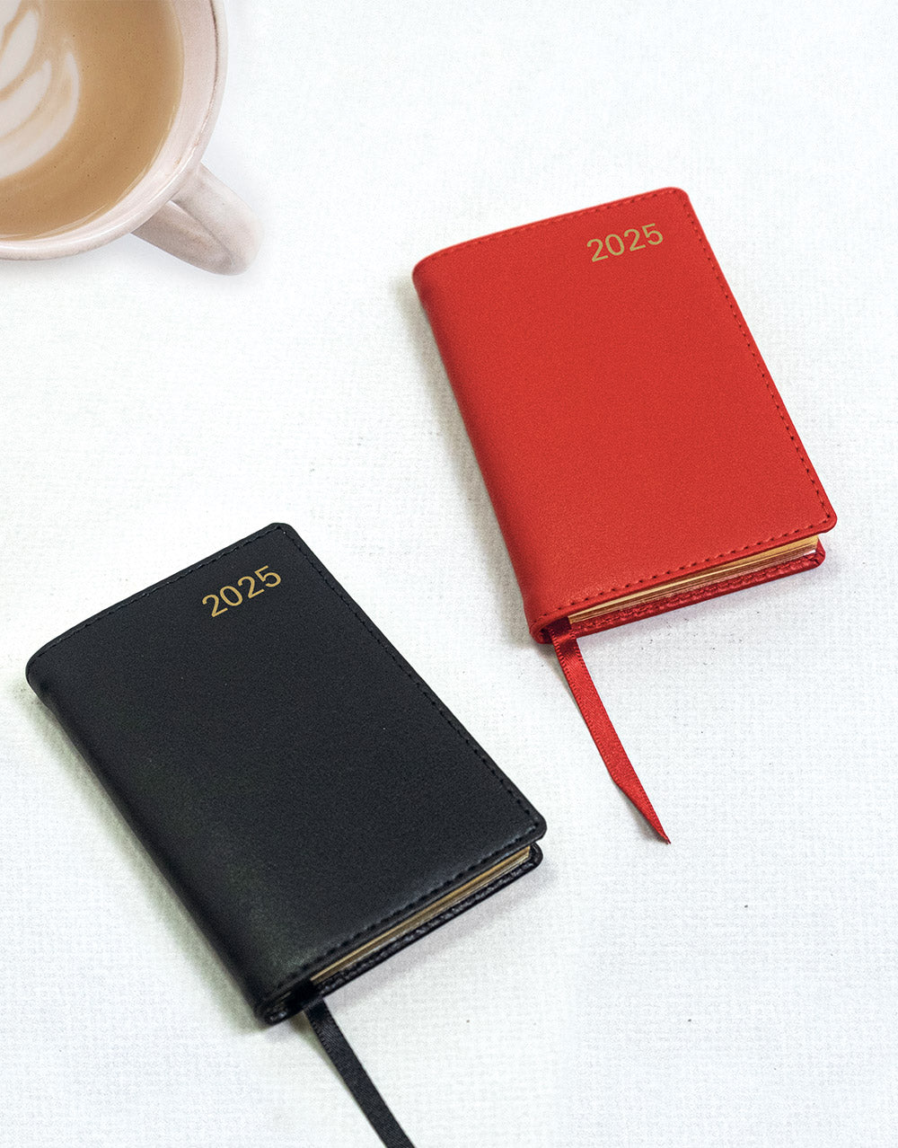 Belgravia Mini Pocket Week to View Leather Diary with Planners 2025 - English 25-C33ERD#color_red