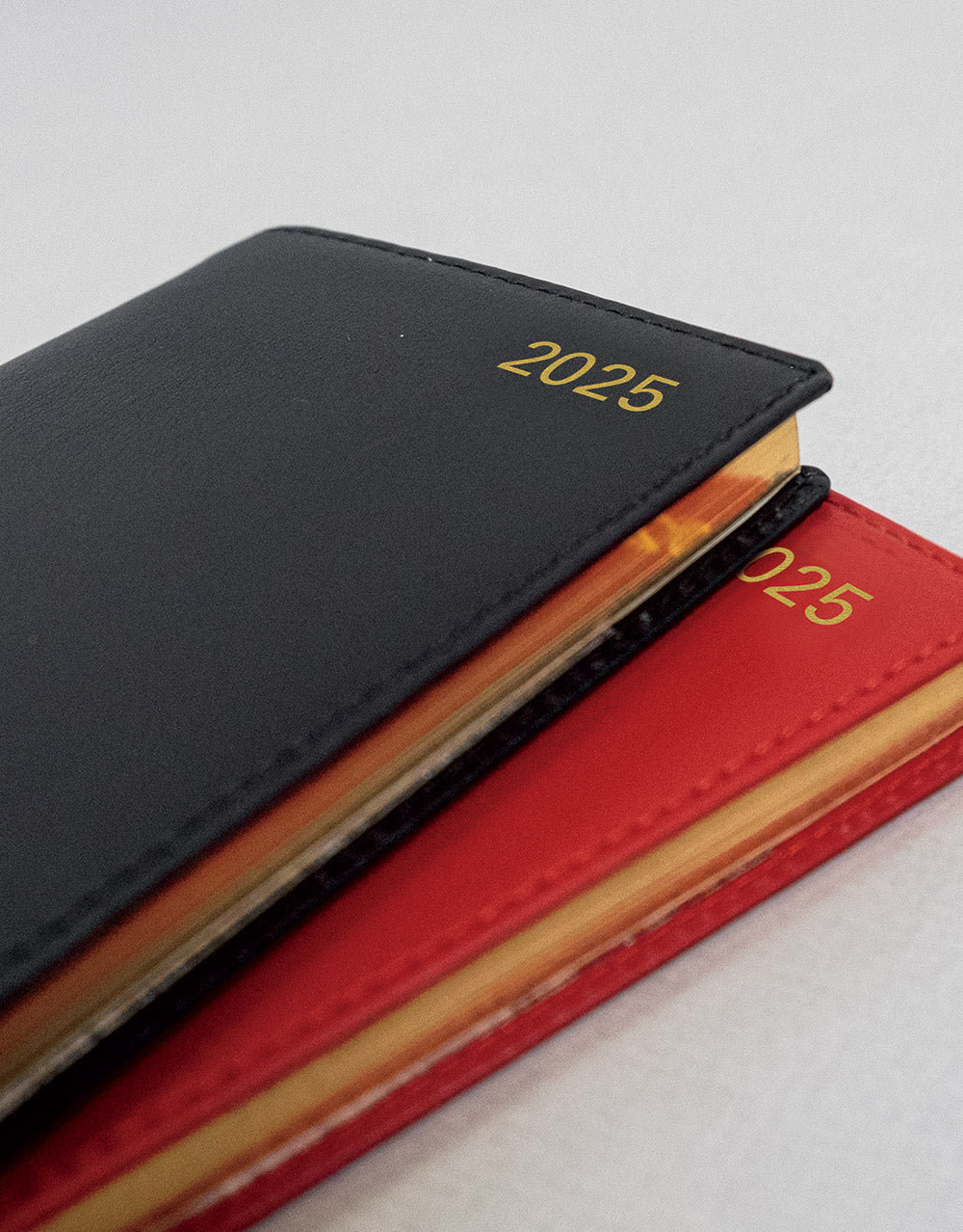 Belgravia Slim Landscape Week to View Leather Diary with Appointments and Planners 2025 - English 25-C33SRD#color_red