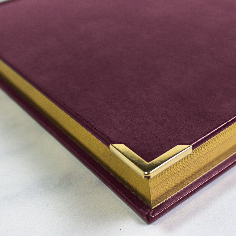 Executive Daily Appointment Book, 2027, Trilingual, Assorted CBE504.ASX-27 Brownline