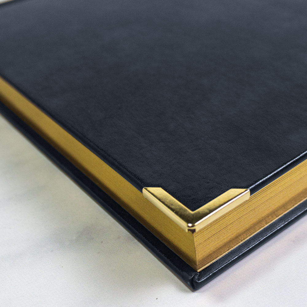 Executive Daily Appointment Book, 2027, Trilingual, Black CBE514-27 Brownline