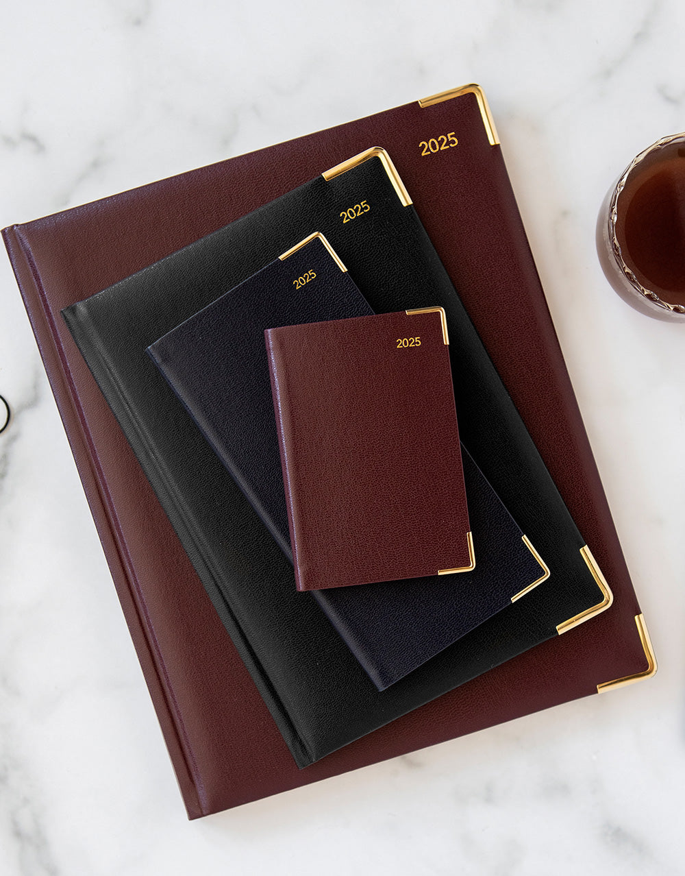 Classic Mini Pocket Week to View Diary 2025 - Sunday Start - English 25-C32EBY#color_burgundy